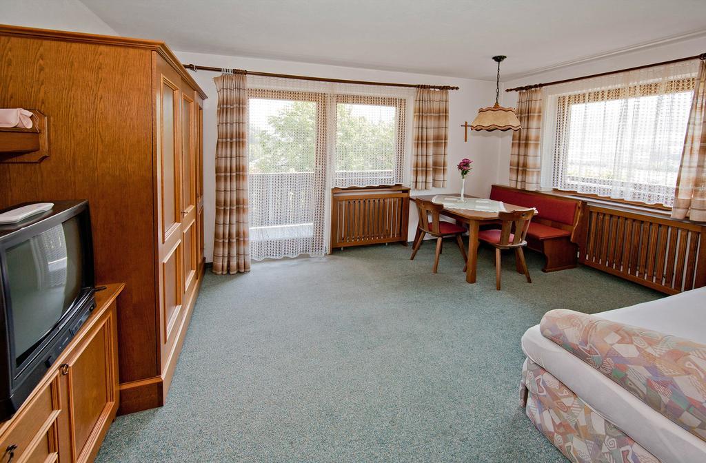 Landhaus Maridl Hart im Zillertal Zimmer foto